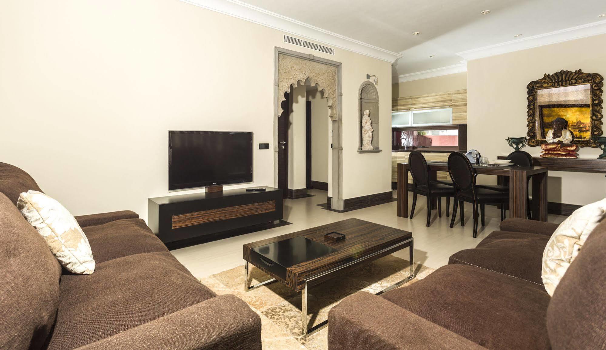 Hotel Rok Plaza - Only Adults Alcalá la Real Zewnętrze zdjęcie